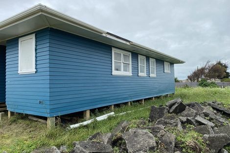 Photo of property in 62 Victoria Street, Patea, 4520