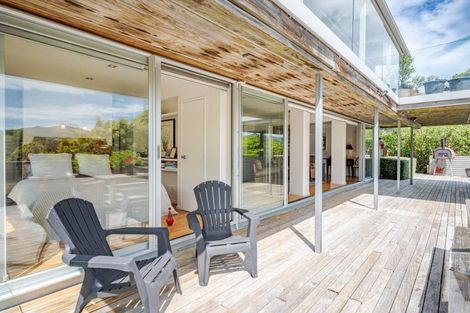 Photo of property in 2 Tirohanga Terrace, Akaroa, 7581