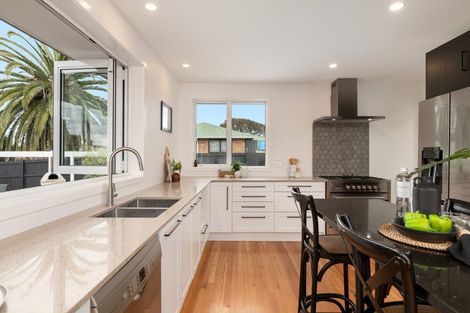 Photo of property in 11 Paterson Street, Mount Maunganui, 3116