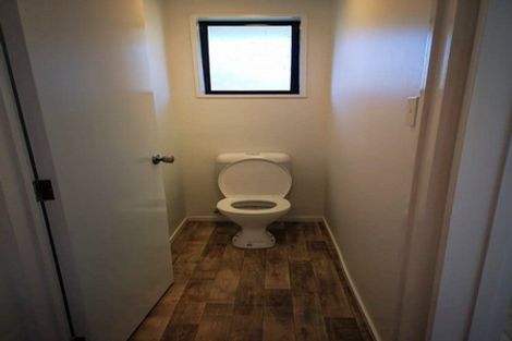 Photo of property in 2/471 Wairakei Road, Burnside, Christchurch, 8053