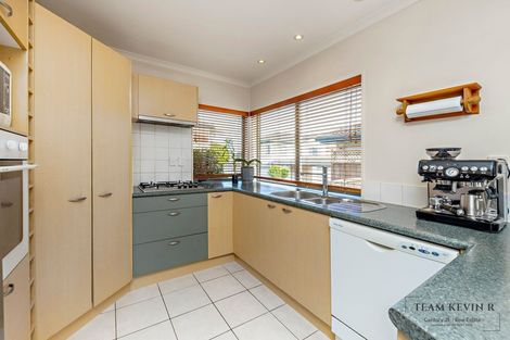 Photo of property in 47d Redoubt Road, Goodwood Heights, Auckland, 2105