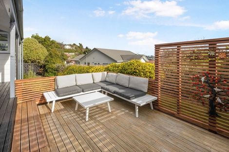 Photo of property in 35 Guadeloupe Crescent, Grenada Village, Wellington, 6037