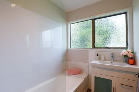 Photo of property in 15 Rangataua Place, Manurewa, Auckland, 2102