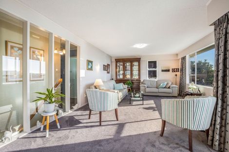 Photo of property in 28 Leeward Drive, Whitby, Porirua, 5024