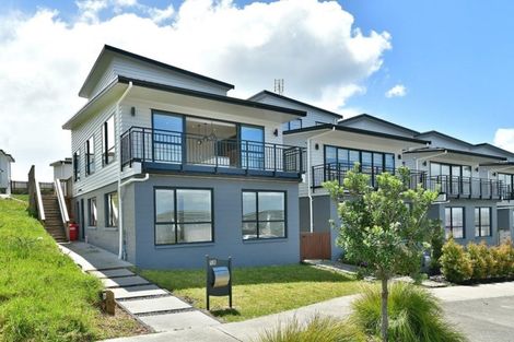 Photo of property in 58 Ascension Crescent, Orewa, 0931