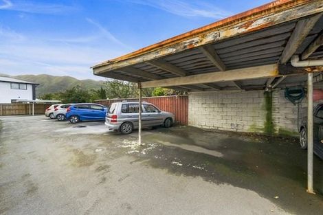 Photo of property in 1/95 Whites Line East, Waiwhetu, Lower Hutt, 5010