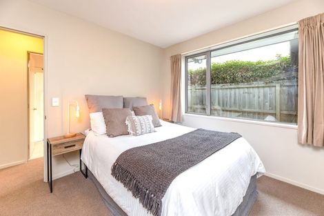 Photo of property in 6 Dunsford Close, Halswell, Christchurch, 8025