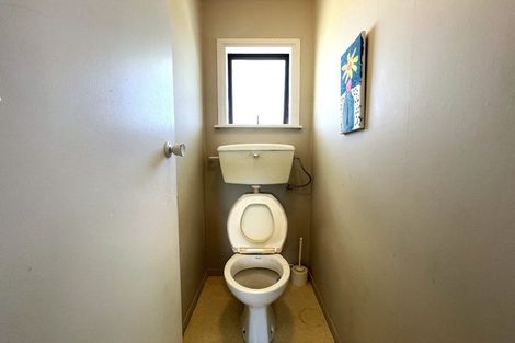 Photo of property in 13 Benygloe Place, Highland Park, Auckland, 2010