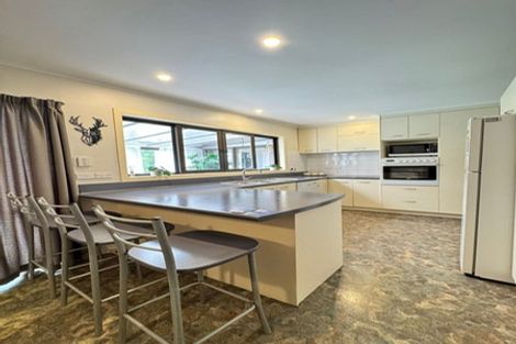 Photo of property in 7 Golf Road, New Lynn, Auckland, 0600