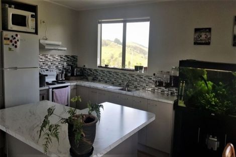 Photo of property in 37 Valley Road, Hikurangi, 0114