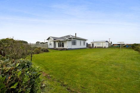 Photo of property in 22 Batten Road, Okaiawa, Hawera, 4671