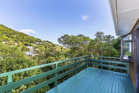 Photo of property in 9a Bourbon Terrace, Karori, Wellington, 6012