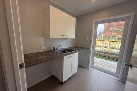 Photo of property in 1/324 Swanson Road, Henderson, Auckland, 0610