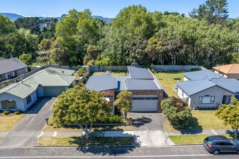 Photo of property in 102 Weggery Drive, Waikanae Beach, Waikanae, 5036