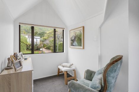 Photo of property in 50 Winara Avenue, Waikanae, 5036