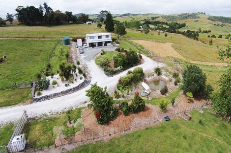 Photo of property in 72 Devich Road, Mangawhai, Wellsford, 0975