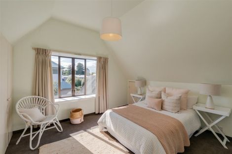 Photo of property in 2/145a Blighs Road, Strowan, Christchurch, 8052