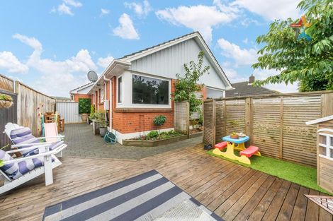 Photo of property in 75 Wai-iti Crescent, Woburn, Lower Hutt, 5010