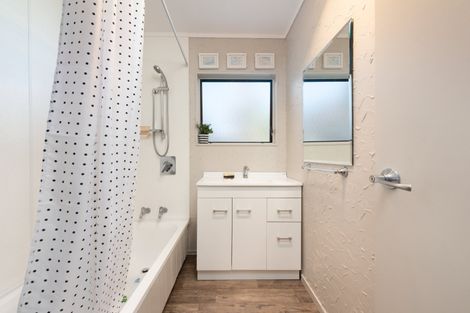 Photo of property in 14 College Place, Poike, Tauranga, 3112