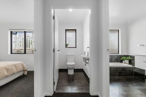 Photo of property in 4 Flounder Drive, Omokoroa, 3114