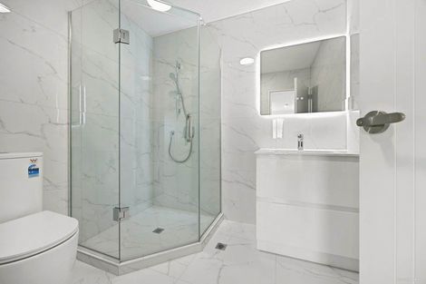 Photo of property in 24d Tomintoul Place, Highland Park, Auckland, 2010