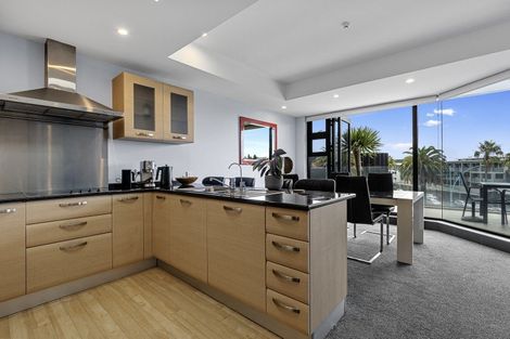 Photo of property in Customhouse Apartments, 314j Maunganui Road, Mount Maunganui, 3116