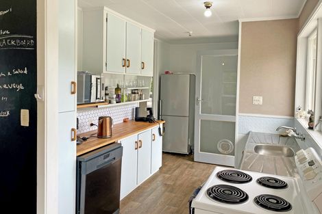 Photo of property in 17 Pakiri Road, Leigh, Warkworth, 0985