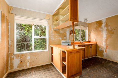 Photo of property in 214a Waddington Drive, Naenae, Lower Hutt, 5011