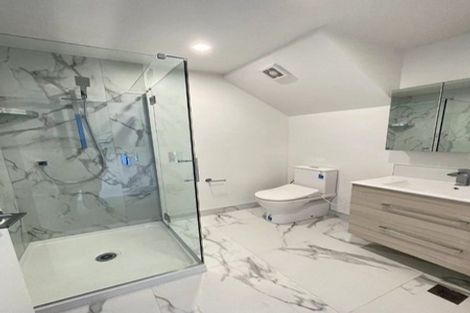 Photo of property in 7/14 Wilsher Crescent, Henderson, Auckland, 0612