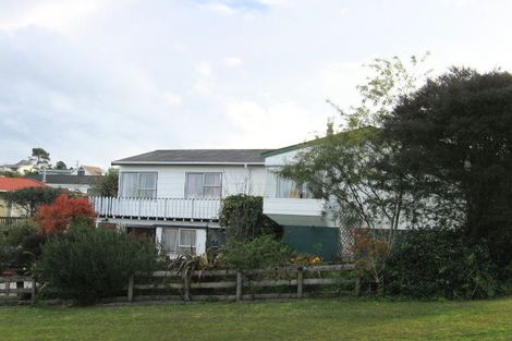 Photo of property in 1 Hinemoa Place, Snells Beach, 0920