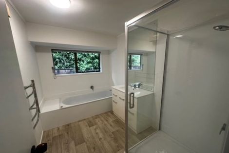 Photo of property in 2/246 Beach Road, Campbells Bay, Auckland, 0630