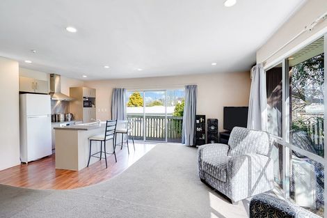 Photo of property in 17a Carey Street, Maeroa, Hamilton, 3200