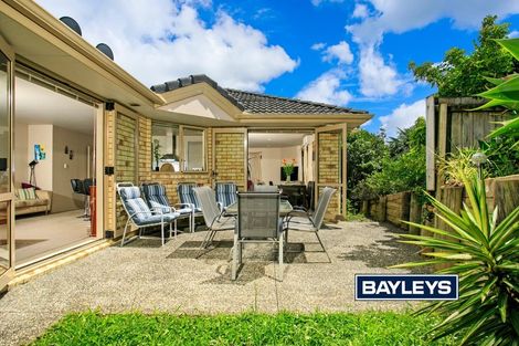 Photo of property in 25 Henry Partington Place, Greenhithe, Auckland, 0632