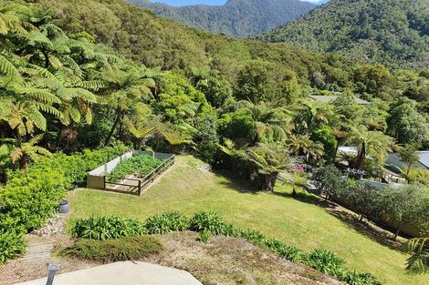 Photo of property in 9 Rata Street, Duncan Bay, Tennyson Inlet, 7195