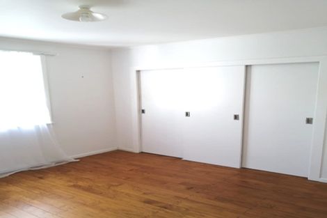 Photo of property in 16 Jamaica Place, Blockhouse Bay, Auckland, 0600