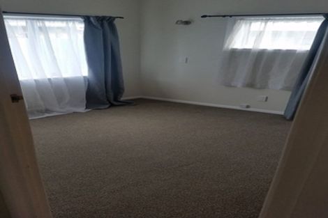 Photo of property in 9 Hill Crescent, Papakura, 2110