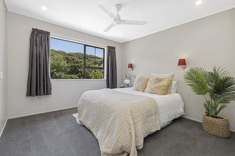 Photo of property in 45 Albatross Close, Whitby, Porirua, 5024