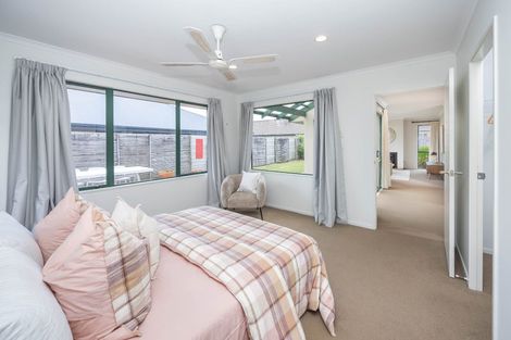 Photo of property in 7 Grasmere Court, Huntington, Hamilton, 3210