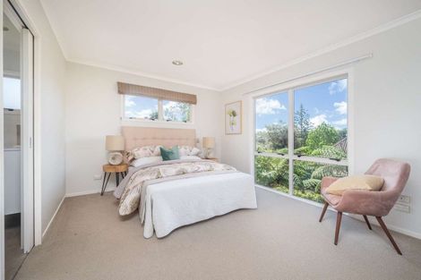 Photo of property in 30a Colmar Road, Mellons Bay, Auckland, 2014