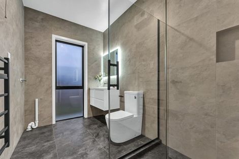 Photo of property in 12 Cutfield Lane, Kumeu, 0810