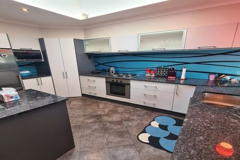 Photo of property in 39 Fairfield Avenue, Fairfield, Lower Hutt, 5011