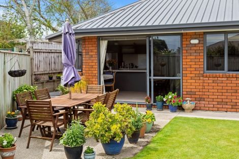 Photo of property in 9a Wilton Street, Westown, New Plymouth, 4310