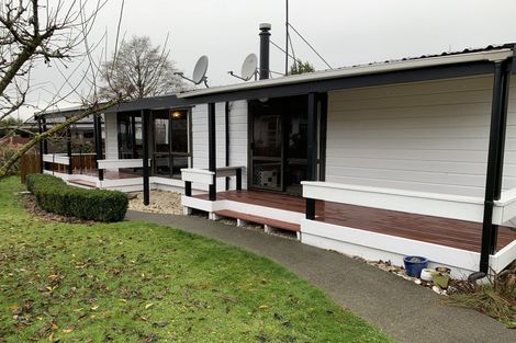 Photo of property in 50 Mckenzie Street, Geraldine, 7930