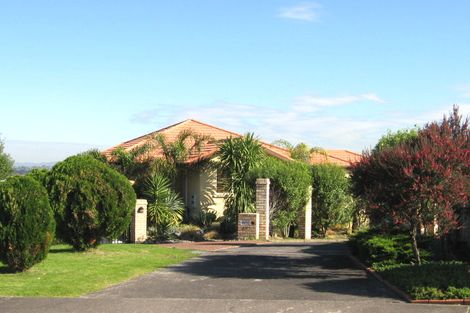 Photo of property in 25 Currell Way, Somerville, Auckland, 2014