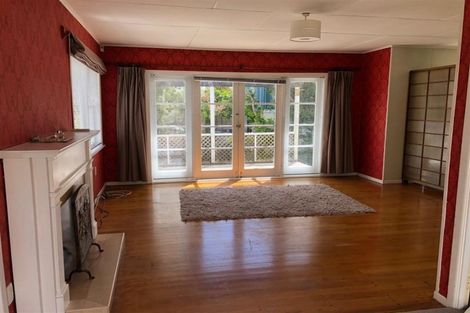 Photo of property in 44 Seymour Road, Sunnyvale, Auckland, 0612