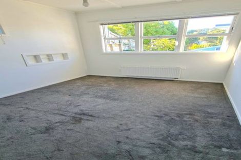 Photo of property in 41 Kiriwai Road, Paremata, Porirua, 5024