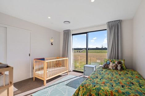 Photo of property in 37 Silver Peaks Drive, West Melton, 7618