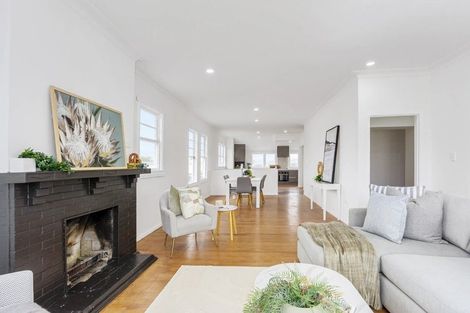 Photo of property in 241 Rodney Street, Wellsford, 0900