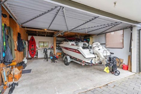 Photo of property in 105 Bruce Wallace Place, Whangamata, 3620