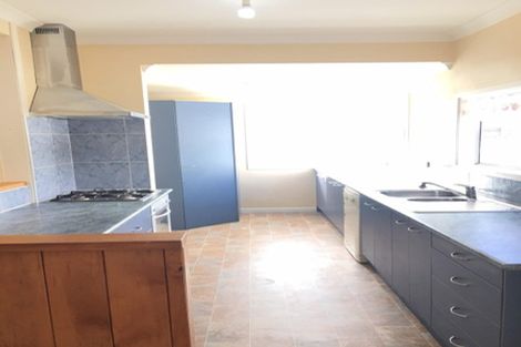 Photo of property in 14 Northcote Road, Takapuna, Auckland, 0622